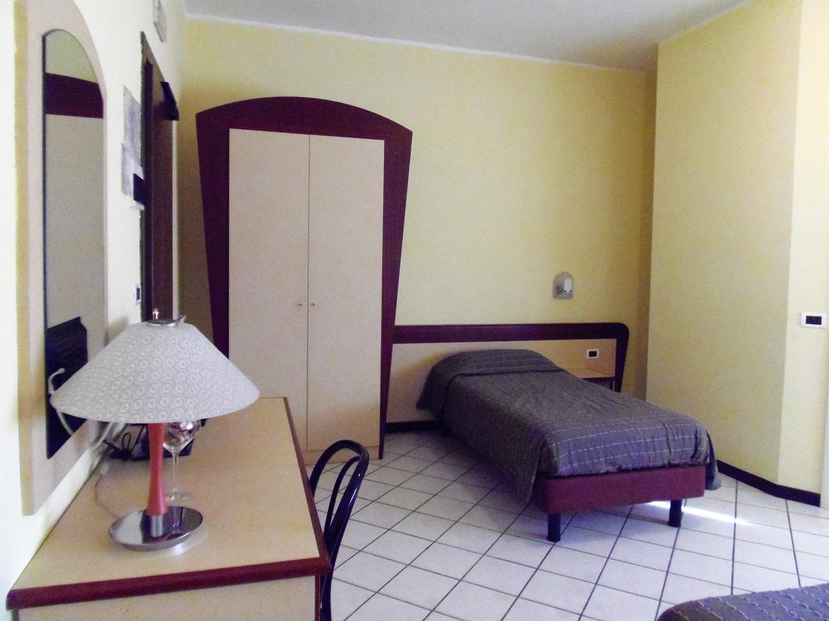 Albergo Sirena Bazzano Εξωτερικό φωτογραφία